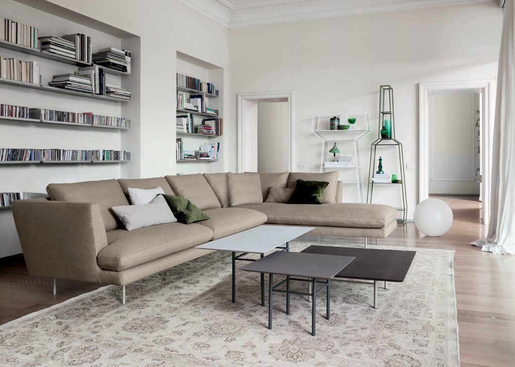 Lars Sofa Bonaldo Montréal